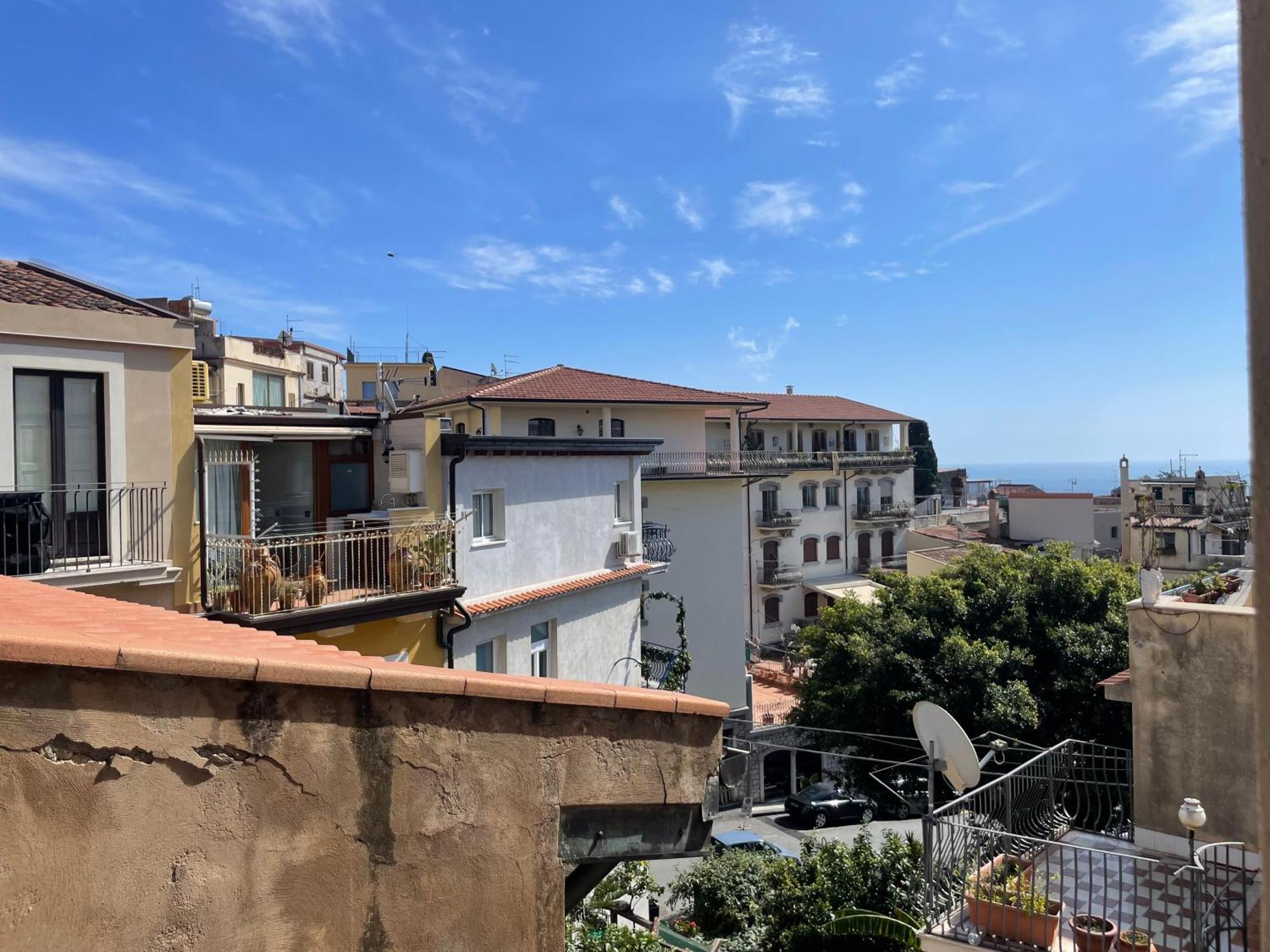 Anto'S Apartment Taormina Exterior photo